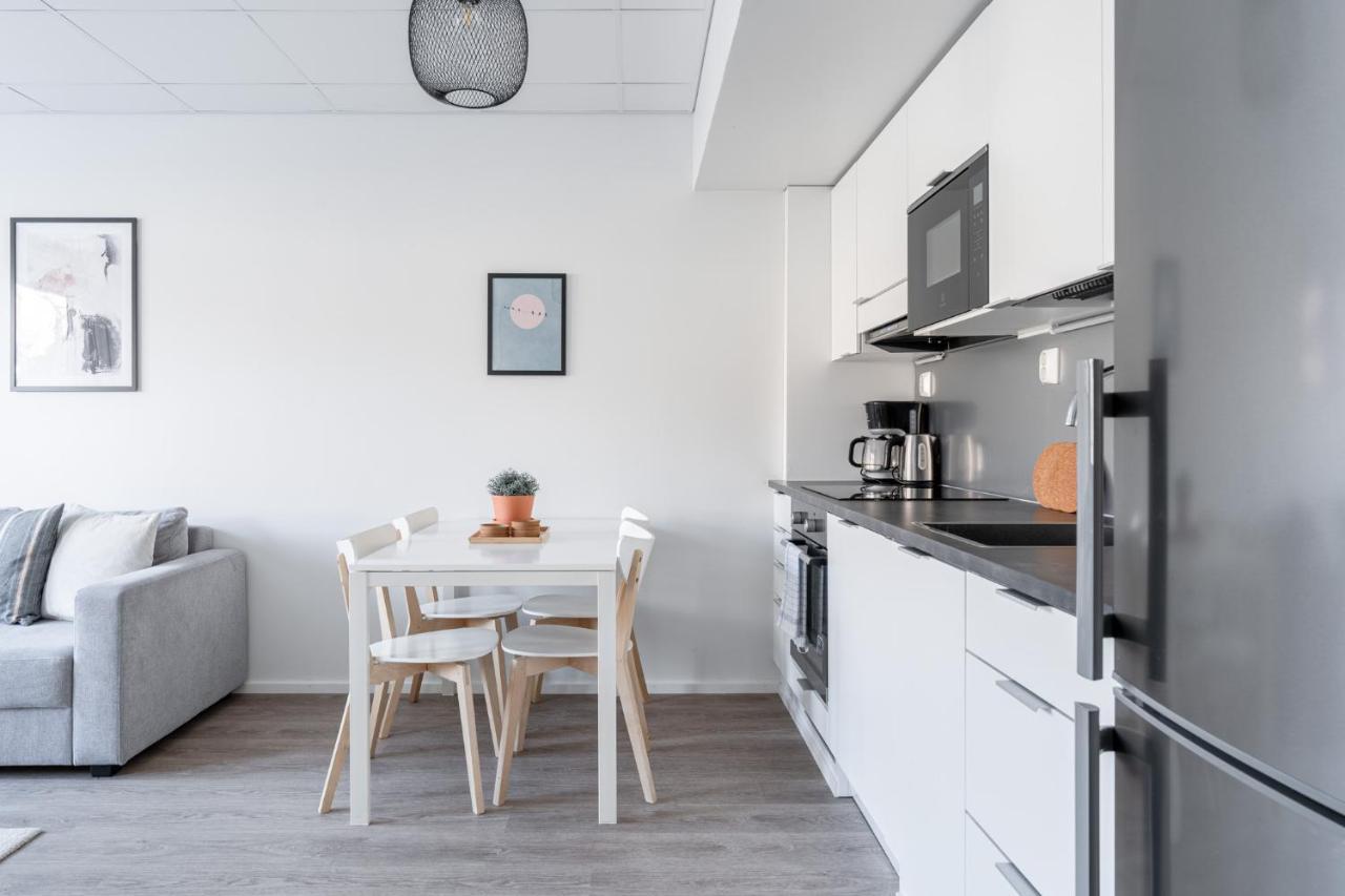 Modern 2Br Apartment With Balcony & Central Location - Hosted By 2Ndhomes Tampere Ngoại thất bức ảnh